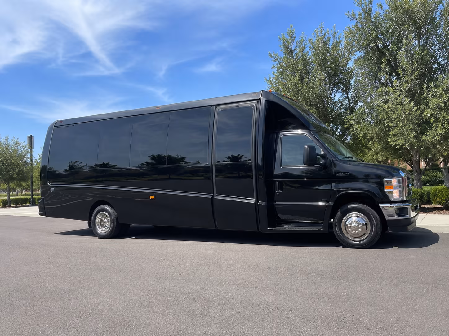 Grand Prairie Wedding Transportation & Shuttle Service
